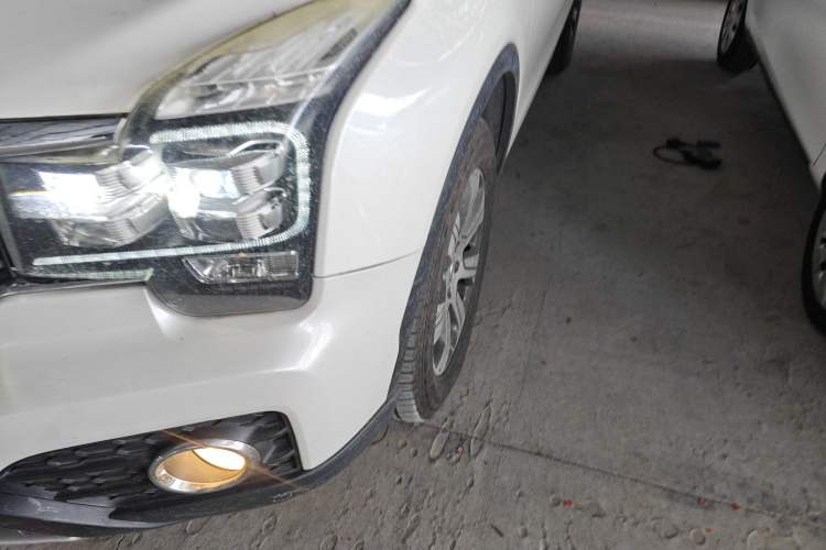 Used GAC Trumpchi GS7 2017 320T Two-Wheel-Drive Luxury Smart Connectivity Model