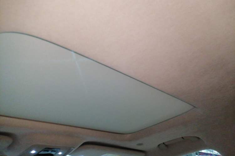 Used Denza D9 2022 EV 600 Four-Wheel Drive Prestige Model
