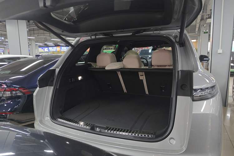 Used Li Auto L7 2023 Pro Model