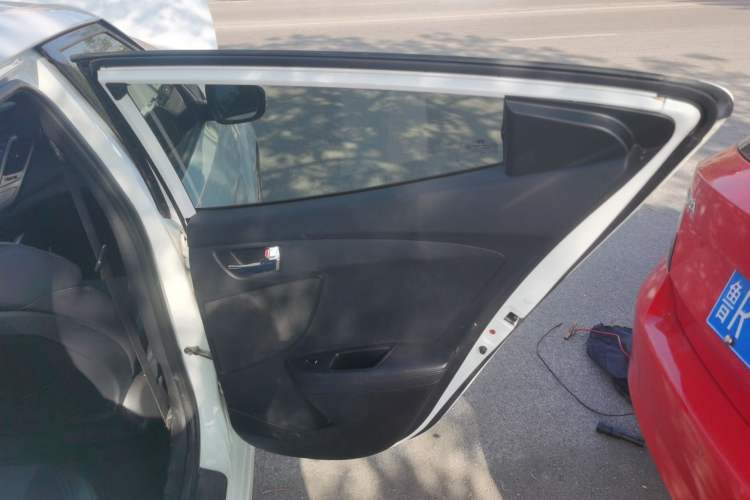 Used Hyundai Veloster 2011 1.6L Automatic Luxury Edition