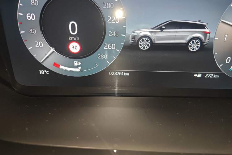 Used Land Rover Range Evoque 2023 Aurora L 249 PS Luxury Edition Odometer Close Up