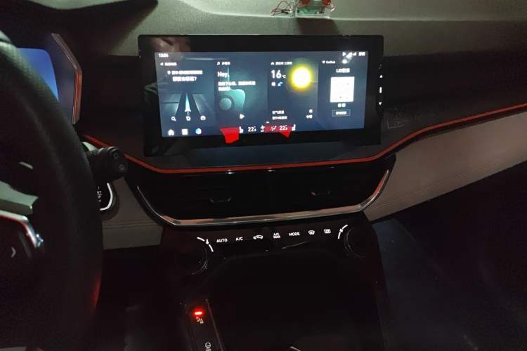 Used Lynk & Co 06 2020 1.5T YAO Halo
