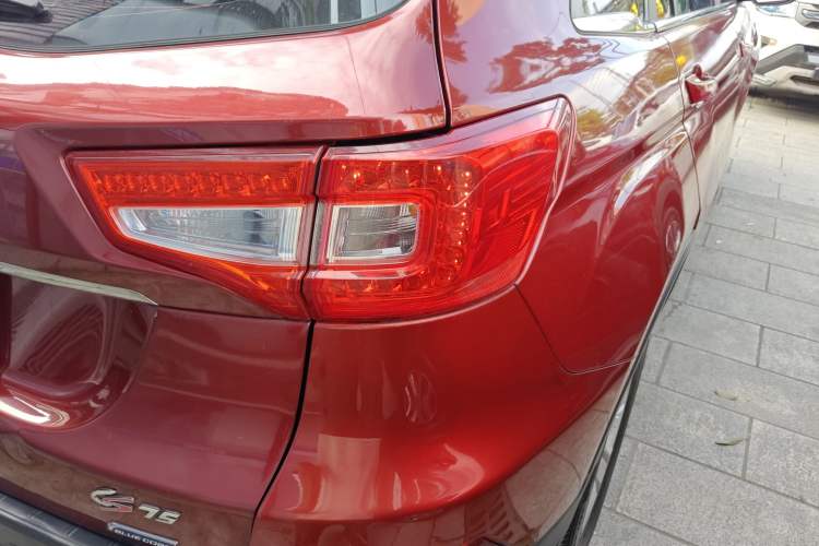 Used CHANGAN CS75 2016 1.8T Automatic Elite Model China V Standard Right Rear Taillight