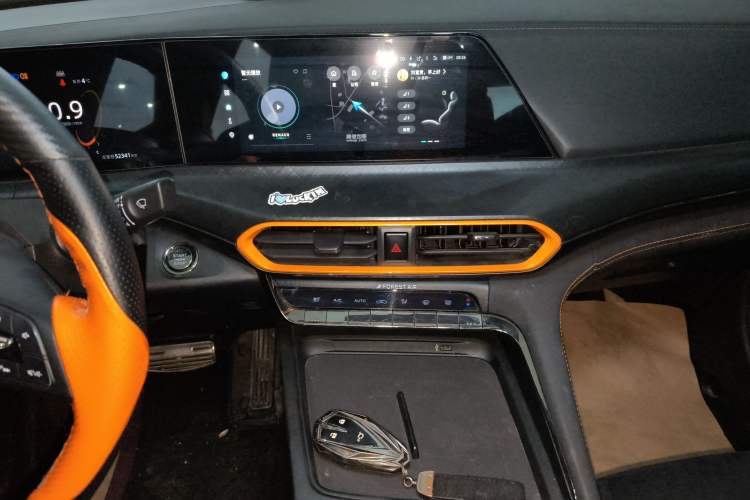 Used CHANGAN UNI-T 2022 1.5T Sport Edition Premium Version Audio And AC Panel