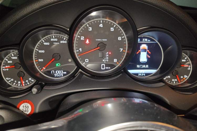 Used Porsche Cayenne 2015 Cayenne 3.0T Instrument Cluster