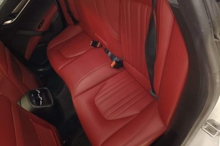 Used Maserati Ghibli 2021 2.0T Sharp Edition
