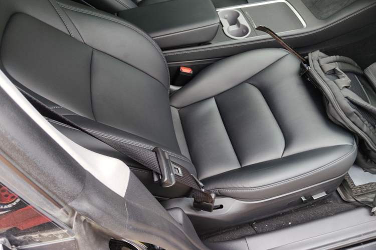 Used Tesla Model 3 2022 Rear-Wheel-Drive Version
