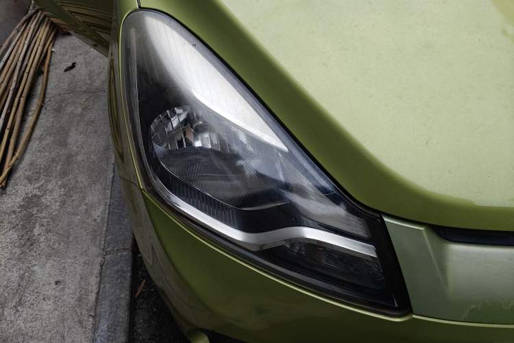 Used CHANGAN Benni 2015 1.4L Manual Luxury Model China V Standard Right Front Headlight