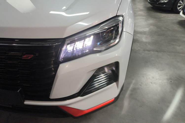 Used CHANGAN CS75 2023 Enjoy Edition 1.5T DCT Prestige Version Left Front Headlight