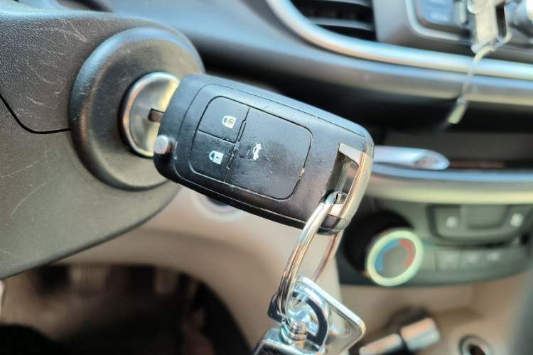 Used Buick GT 2017 15N Manual Elite Version