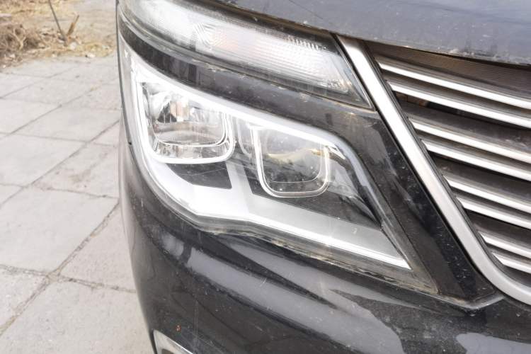 Used FORTHING Lingzhi 2019 M5 1.6L 7-Seater Base Model China VI