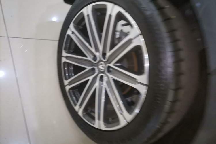 Used CHANGAN UNI-K 2023 2.0T Two-Wheel Drive Yue Ling Trim
