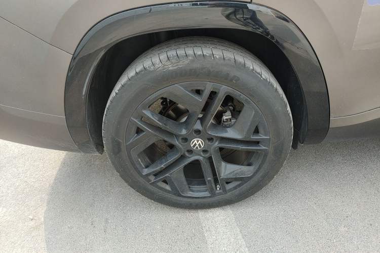 Used Volkswagen Teramont 2025 Tiguan Pro 450TSI Four-Wheel Drive Summit Edition
