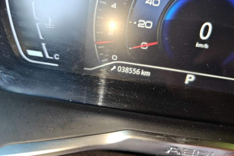 Used Dongfeng Aeolus Yixuan 2021 230T Automatic Zuiying Knight Edition Odometer Close Up