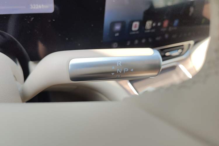 Used Hima AITO M9 2024 Range-Extended Ultra Version 42 kWh 6-Seater Model
