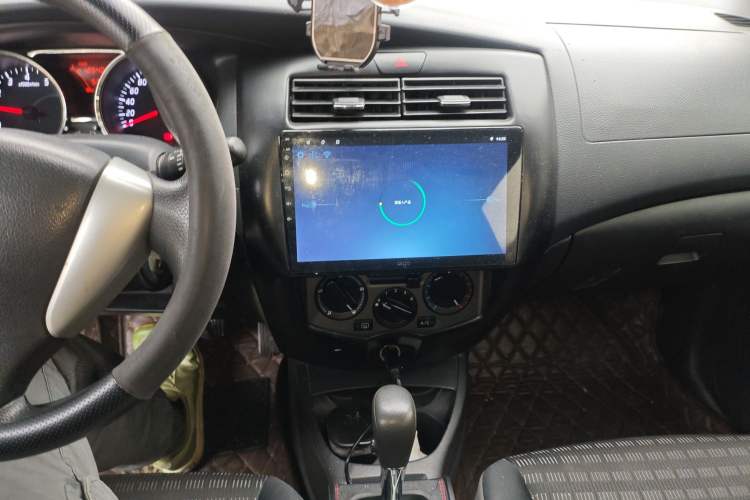 Used Nissan Livina 2013 Jinrui 1.6XL CVT Comfort Edition
