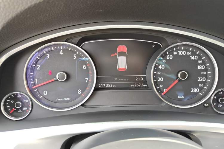 Used Volkswagen Touareg 2011 3.0 TSI Standard Version