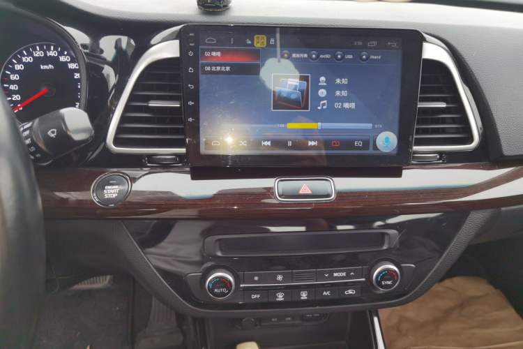 Used Kia K4 2014 1.6T Automatic Turbo Audio And AC Panel