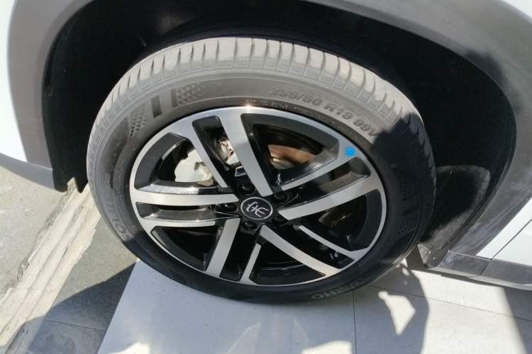 Used BYD Song L DM-i 2024 112 km Leading Edition
