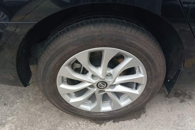 Used Nissan Sylphy 2024 Restyled Version 2 Classic 1.6XE CVT Comfort Edition Right Rear Wheel Hub
