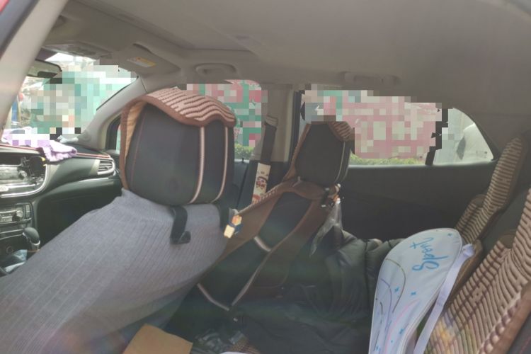 Used Buick Encore 2015 1.4T Automatic Two-Wheel Drive Urban Elite Version Headliner