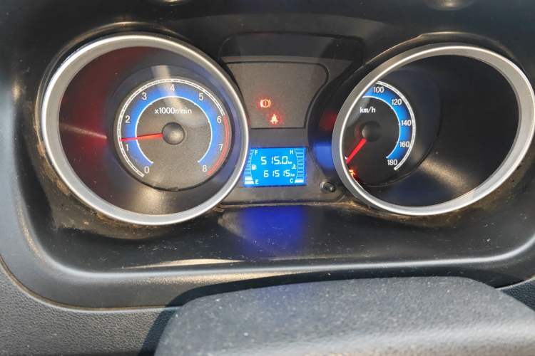 Used CHANGAN KAICHENG Ruixing M60 2019 1.5L Business Model China VI Van with 5 Seats DAM15KR Odometer Close Up