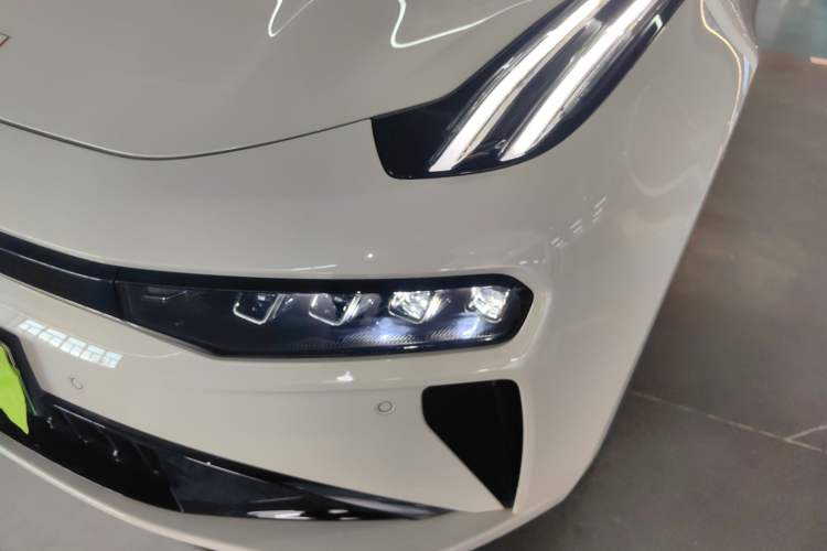 Used Zeekr 001 2025 YOU Edition 100 kWh All-Wheel Drive
