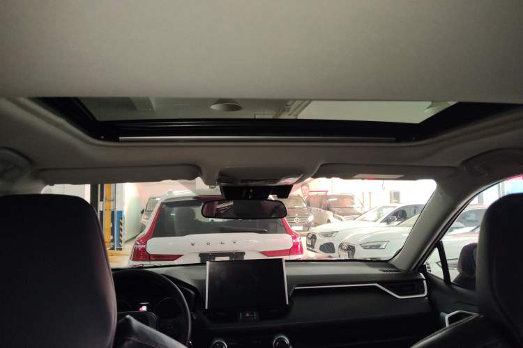 Used Toyota Wildlander 2021 Dual-Motor 2.5L E-CVT Four-Wheel Drive Luxury Edition Headliner