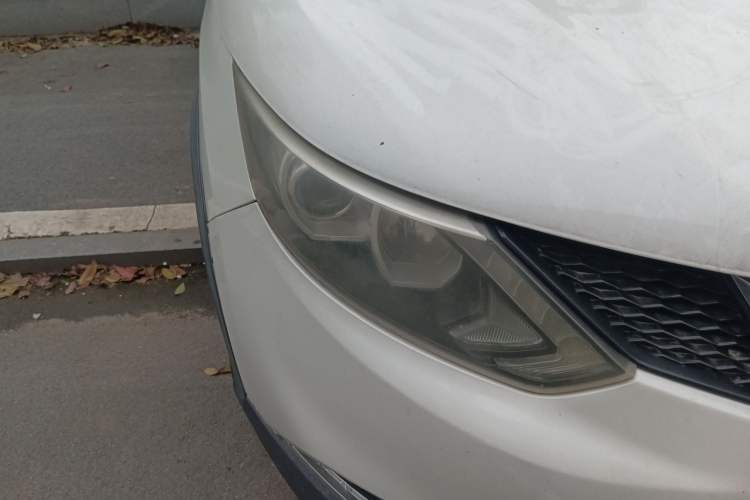 Used Nissan Qashqai 2017 2.0L CVT Elite Edition China V Standard Right Front Headlight