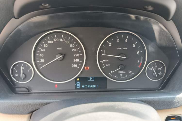 Used BMW 3 Series 2013 320i Sport Edition