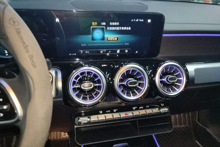 Used Mercedes-Benz GLB 2022 GLB 200 Dynamic Edition Audio And AC Panel