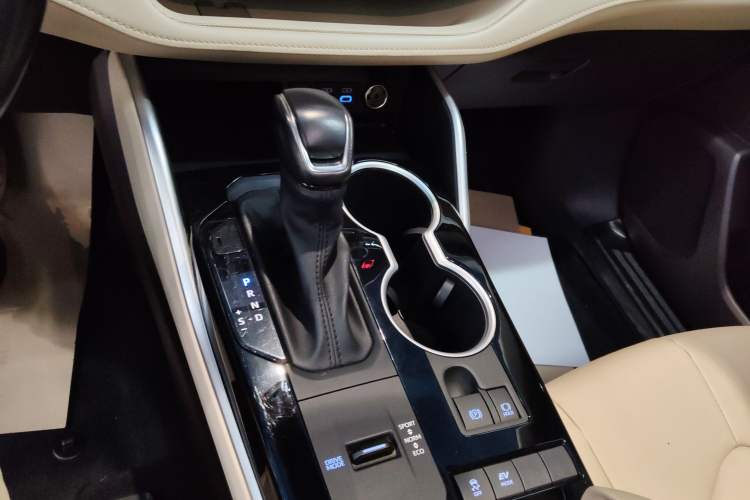 Used Toyota Highlander 2022 Dual-Engine 2.5L Two-Wheel Drive Prestige Edition 7-Seater