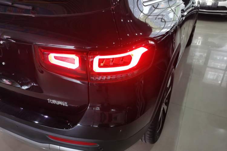 Used Mercedes-Benz GLB 2023 GLB 220 Fashion Model Exterior 3