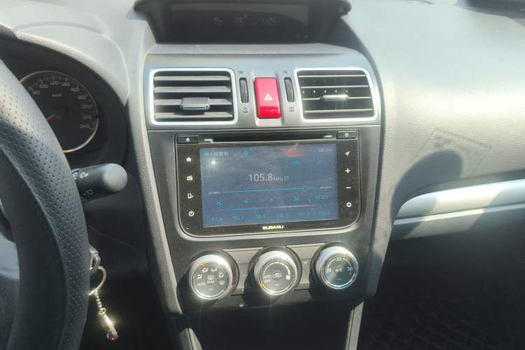 Used Subaru XV 2016 2.0i Comfort Navigation Edition