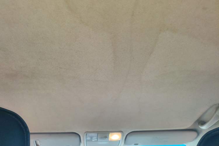 Used Kia K2 2012 Sedan 1.4L Automatic GLS Commemorative Edition