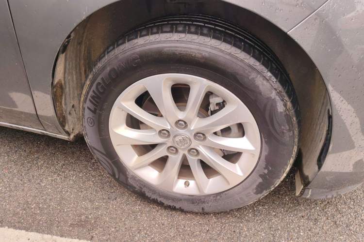 Used Buick GL8 2018 ES 28T Premium Model China VI Standard Right Front Wheel Hub