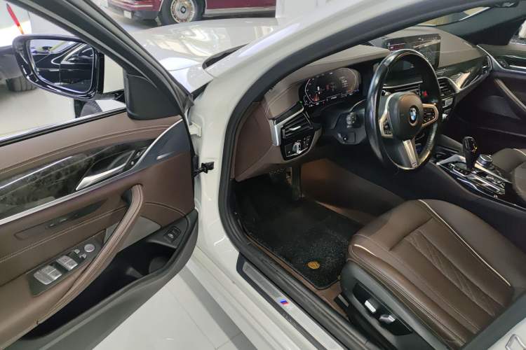 Used BMW 5 Series 2022 Restyled 525Li M Sport Package