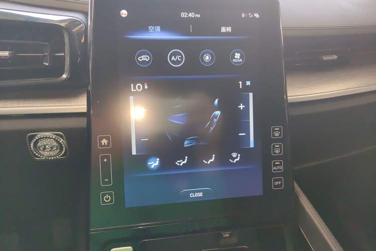 Used Hyundai Custo 2021 270TGDi Prestige LUX Audio And AC Panel