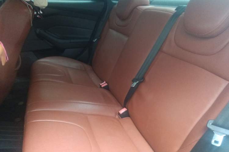 Used Ford Focus 2012 Sedan 1.6L Automatic Fashion Edition