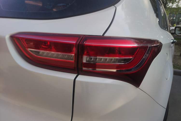 Used JETOUR X70 2018 1.5T Manual Smart Drive Edition Right Rear Taillight