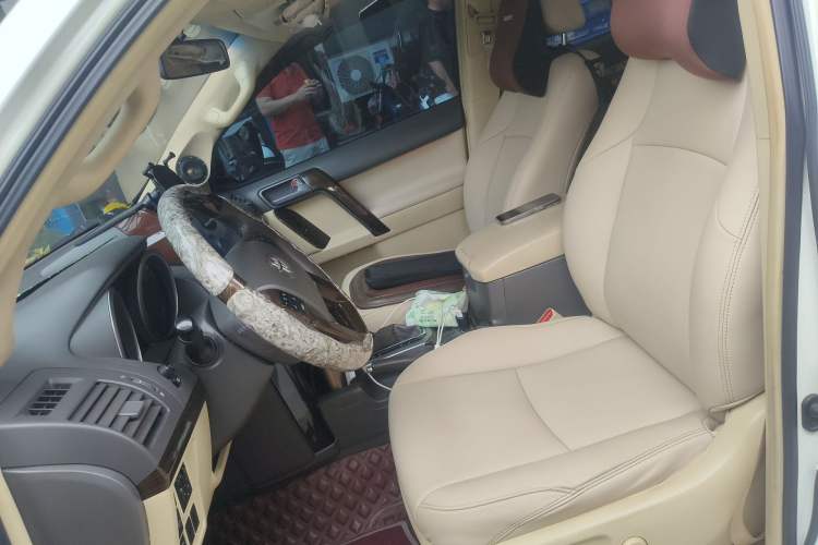 Used Toyota Prado 2014 2.7L Automatic Luxury Edition
