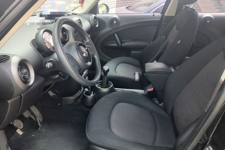 Used MINI Countryman  Left Front Seat