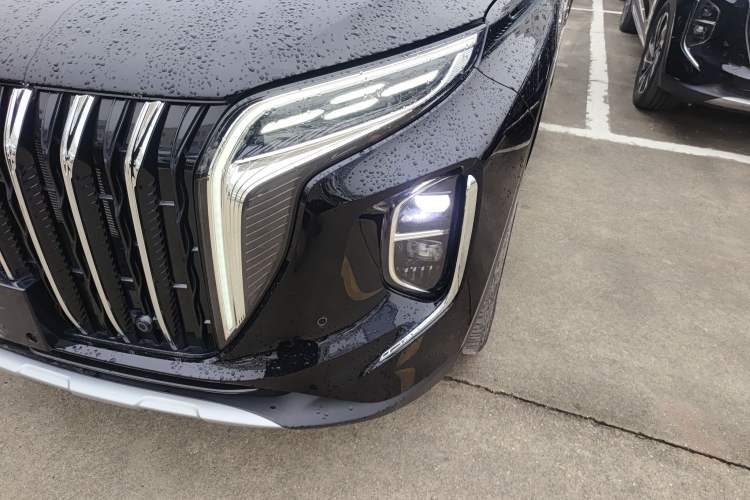 Used Hongqi HS7 PHEV 2024 2.0T PHEV Four-Wheel Drive Flagship Edition 7 Seats Left Front Headlight