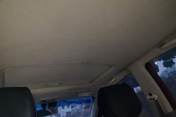 Used Chevrolet Sail 2011 Sedan 1.4L AMT Happiness Edition