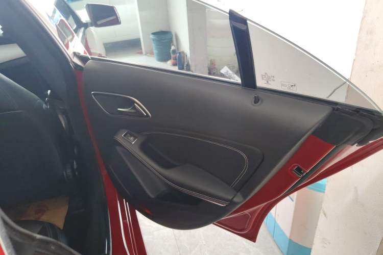 Used Mercedes-Benz GLA 2015 GLA 200
