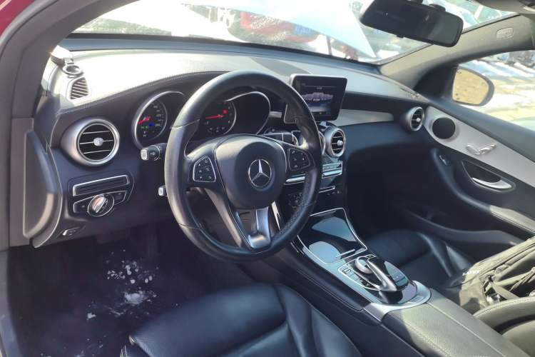 Used Mercedes-Benz GLC Coupe 2017 GLC 200 4MATIC Coupe SUV