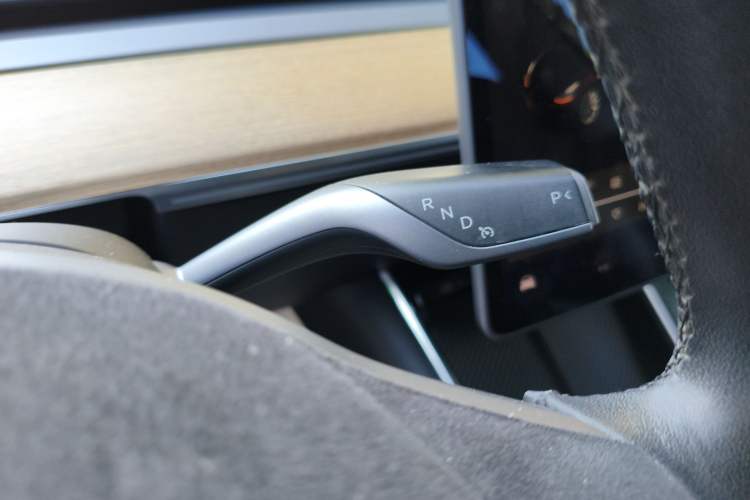 Used Tesla Model 3 2019 Standard Range Rear-Drive Upgraded Version