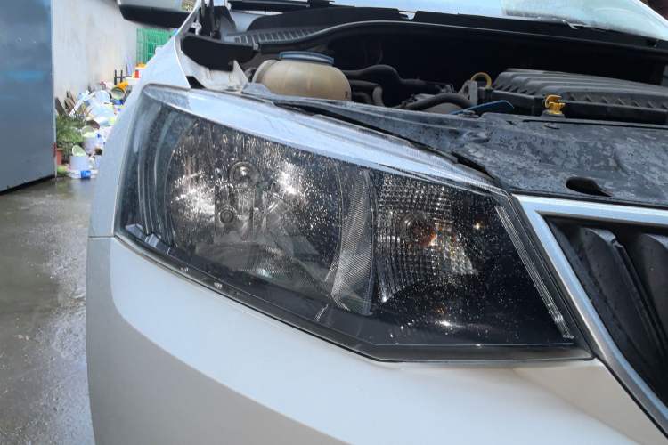 Used Skoda Fabia 2017 1.4L Automatic Car Enjoy Edition Right Front Headlight