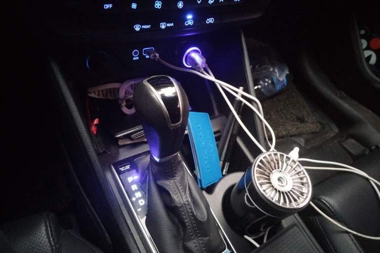 Used Hyundai Tucson 2015 1.6T Dual-Clutch Two-Wheel-Drive Smart Model Gear Lever