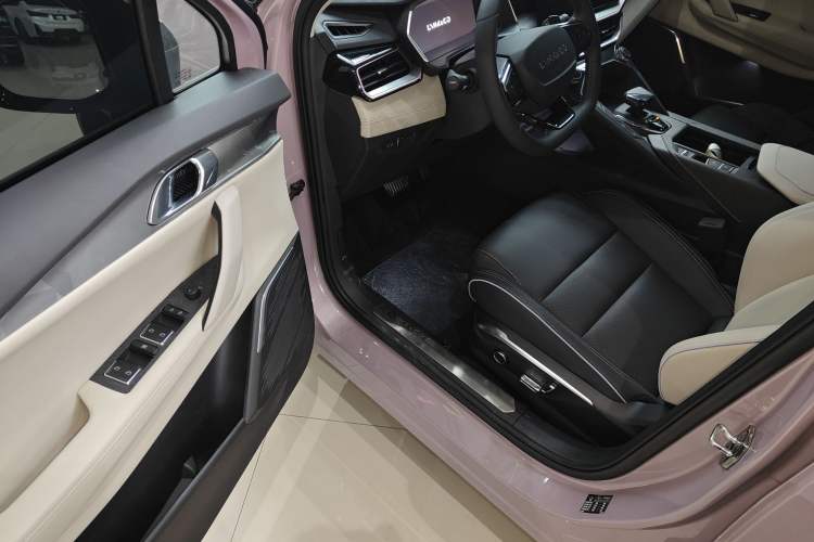 Used Lynk & Co 06 2023 Remix 1.5T Shero